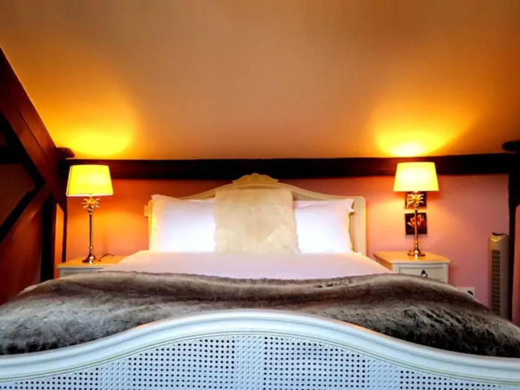 No 6 The Square Tearooms & Accommodation 巴克斯顿 外观 照片